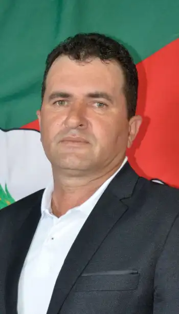 RONALDO CÂNDIDO DE ARAÚJO-350x612